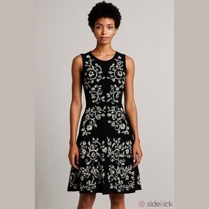 Cynthia Steffe Black & White Floral Sleeveless Knit Fit& Flare Cocktail Dress S